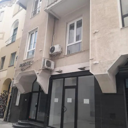 Sobe Teatar 4 Bed & Breakfast