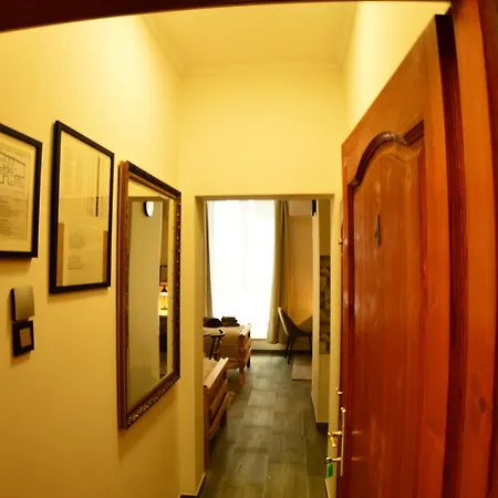 Sobe Teatar 4 Bed & Breakfast