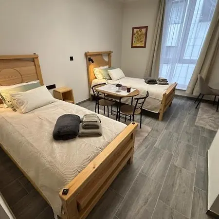 Bed & Breakfast Sobe Teatar 4