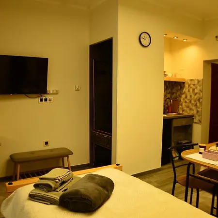 Sobe Teatar 4 Bed & Breakfast *