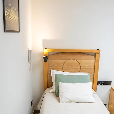 Oda ve Kahvaltı Teatar 4 Subotica